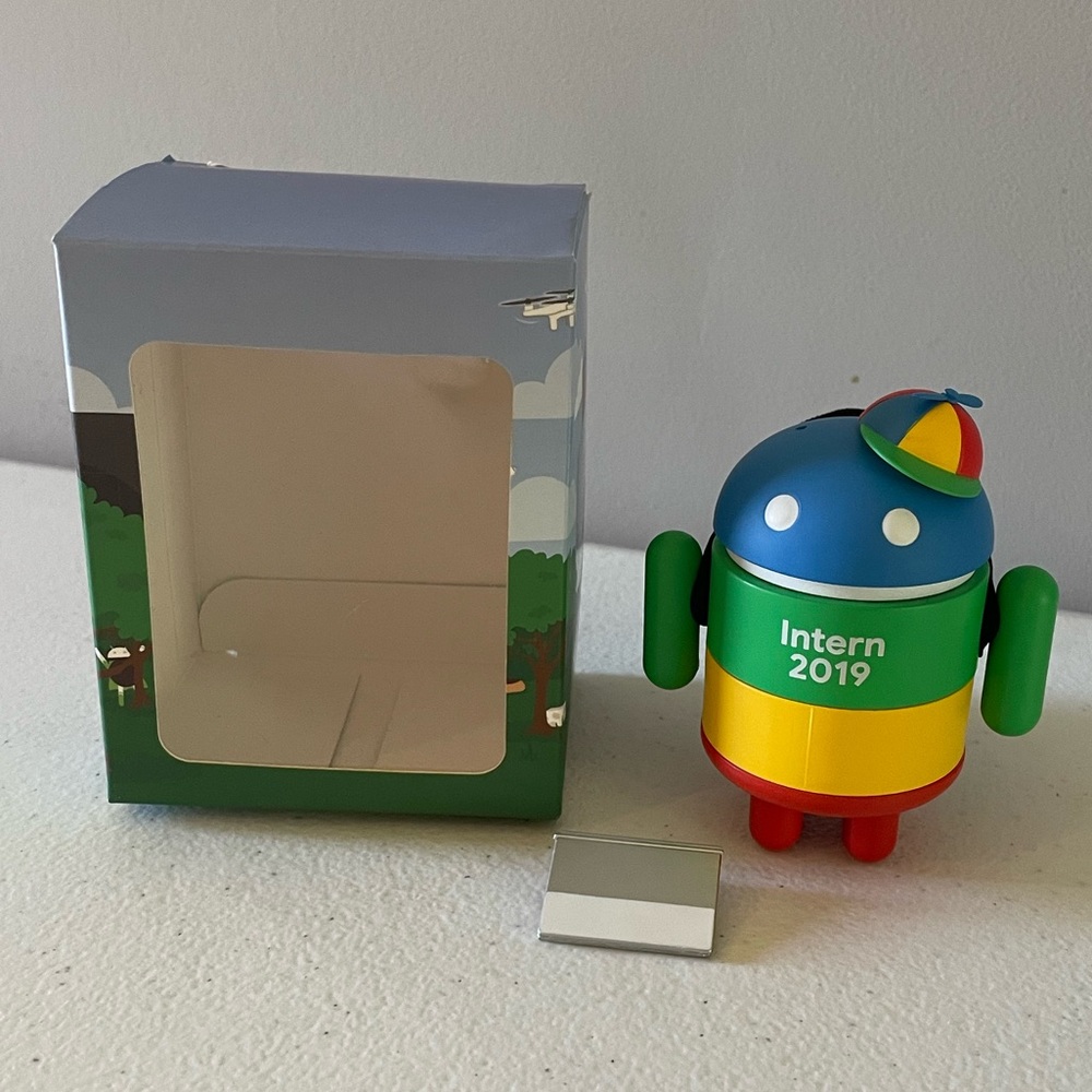 Android Google Intern Special Edition Mini Collectible Google Toy Figure 2019